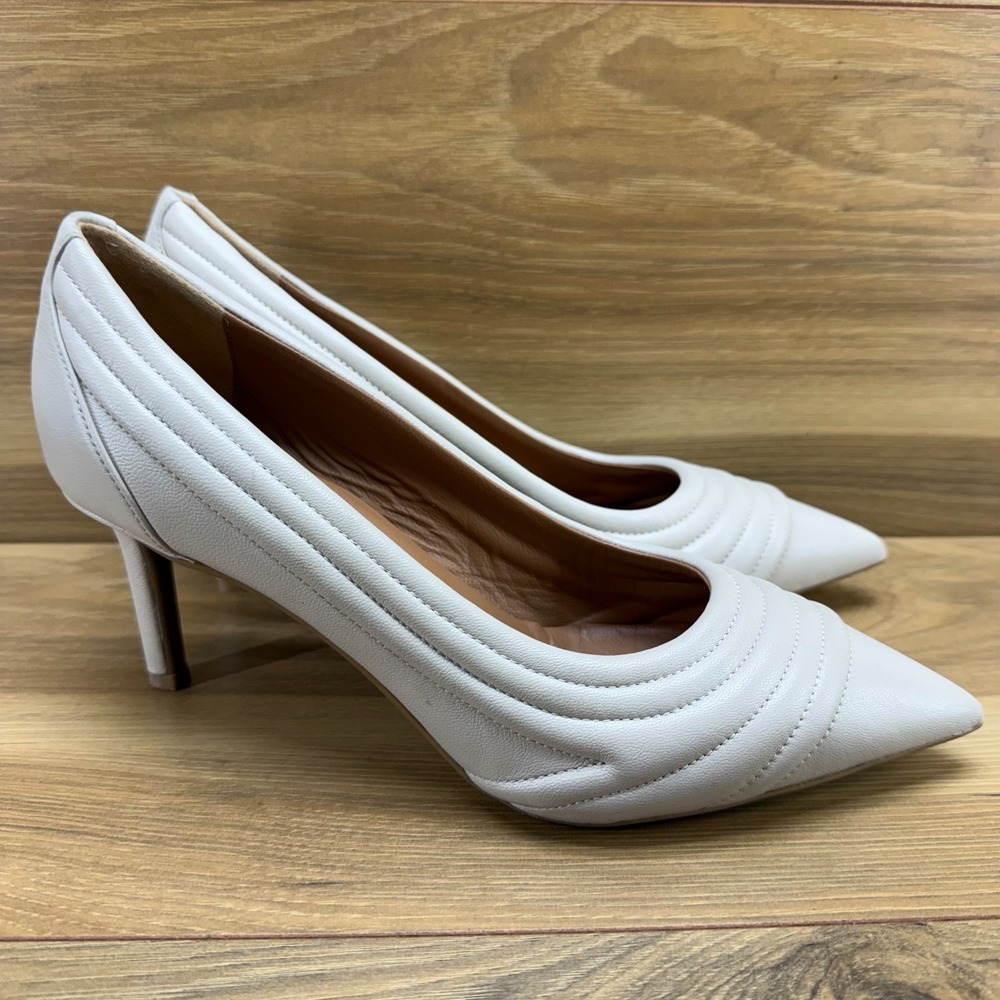 Aquatalia Cream Ribbed Pointed Toe Pumps Womens 9 M Quilted Leather Office Dress
